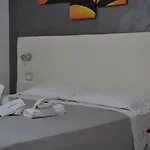 Il Molo Oda ve Kahvaltı Torre Lapillo