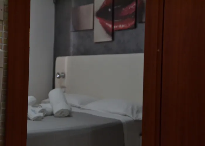 לינה וארוחת בוקר Il Molo 3*